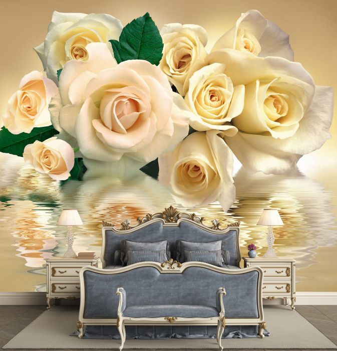 Фреска «Чайные розы в отражении»