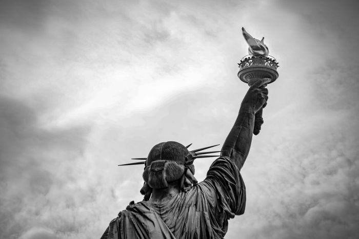 Фотообои «Статуя Свободы ч/б»