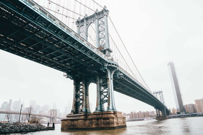 Фотообои «Манхэттенский мост в тумане »